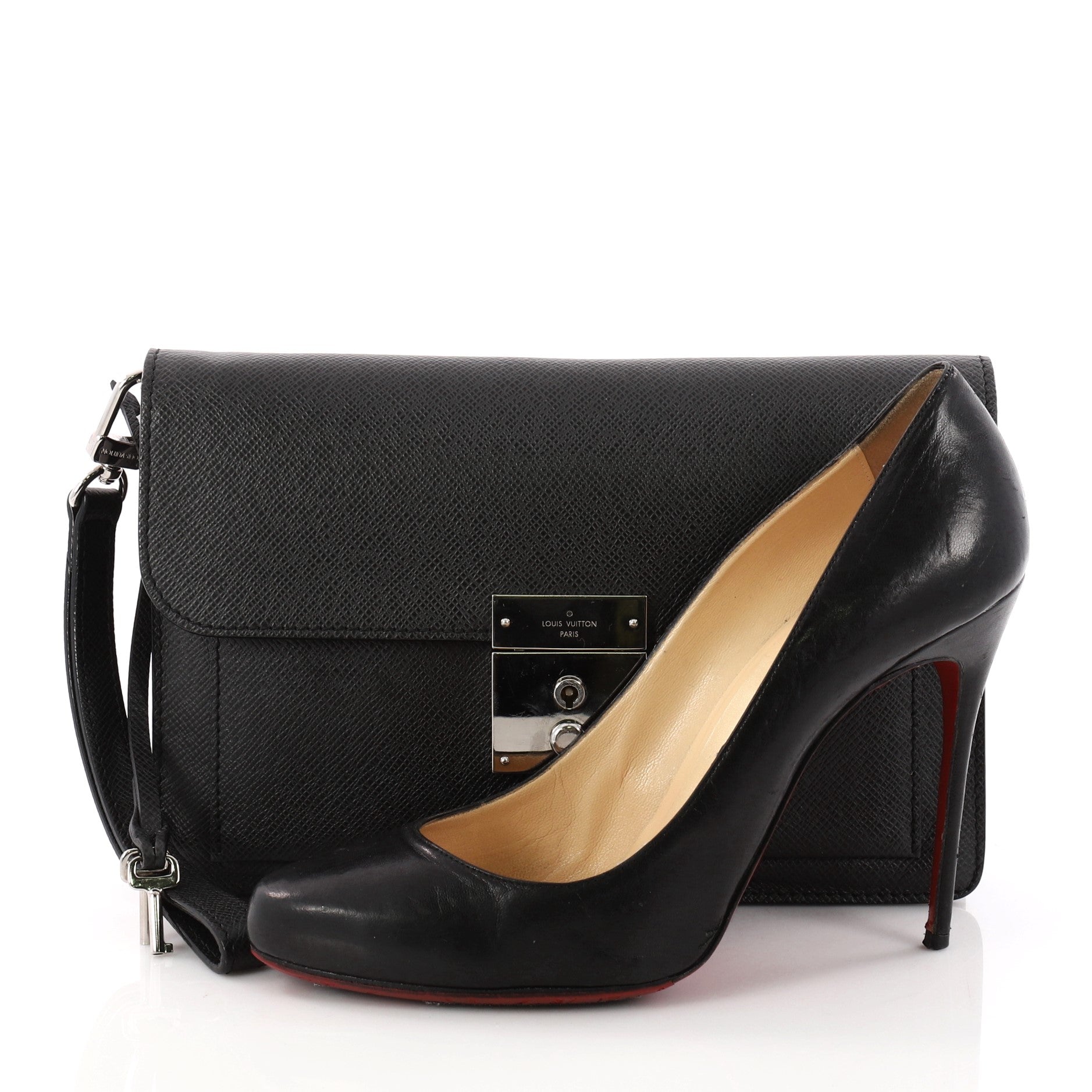Neo Belaia Clutch Taiga Leather