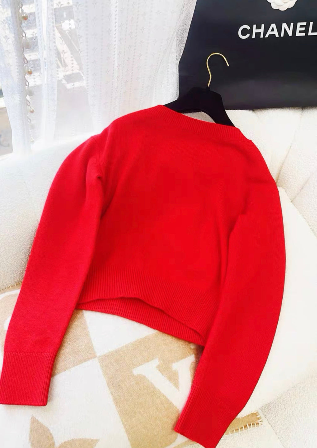 Chanel 21S CC pearl letter red knitted sweater size 34