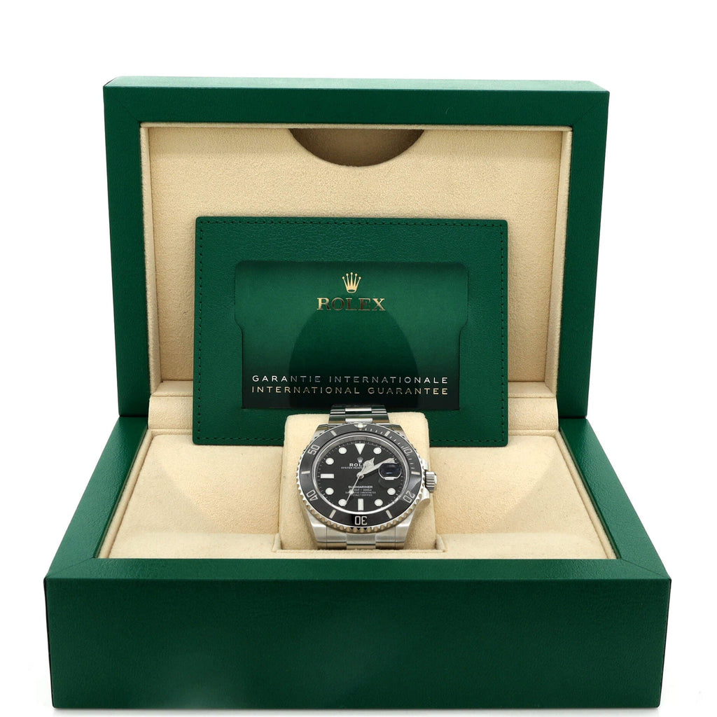 Oyster Perpetual Submariner Date Automatic Watch Stainless Steel and Cerachrom 41