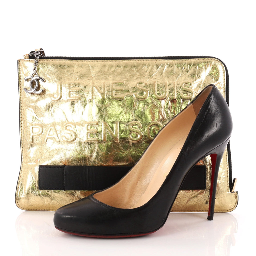 Feminine Pouch Crinkled Leather Medium
