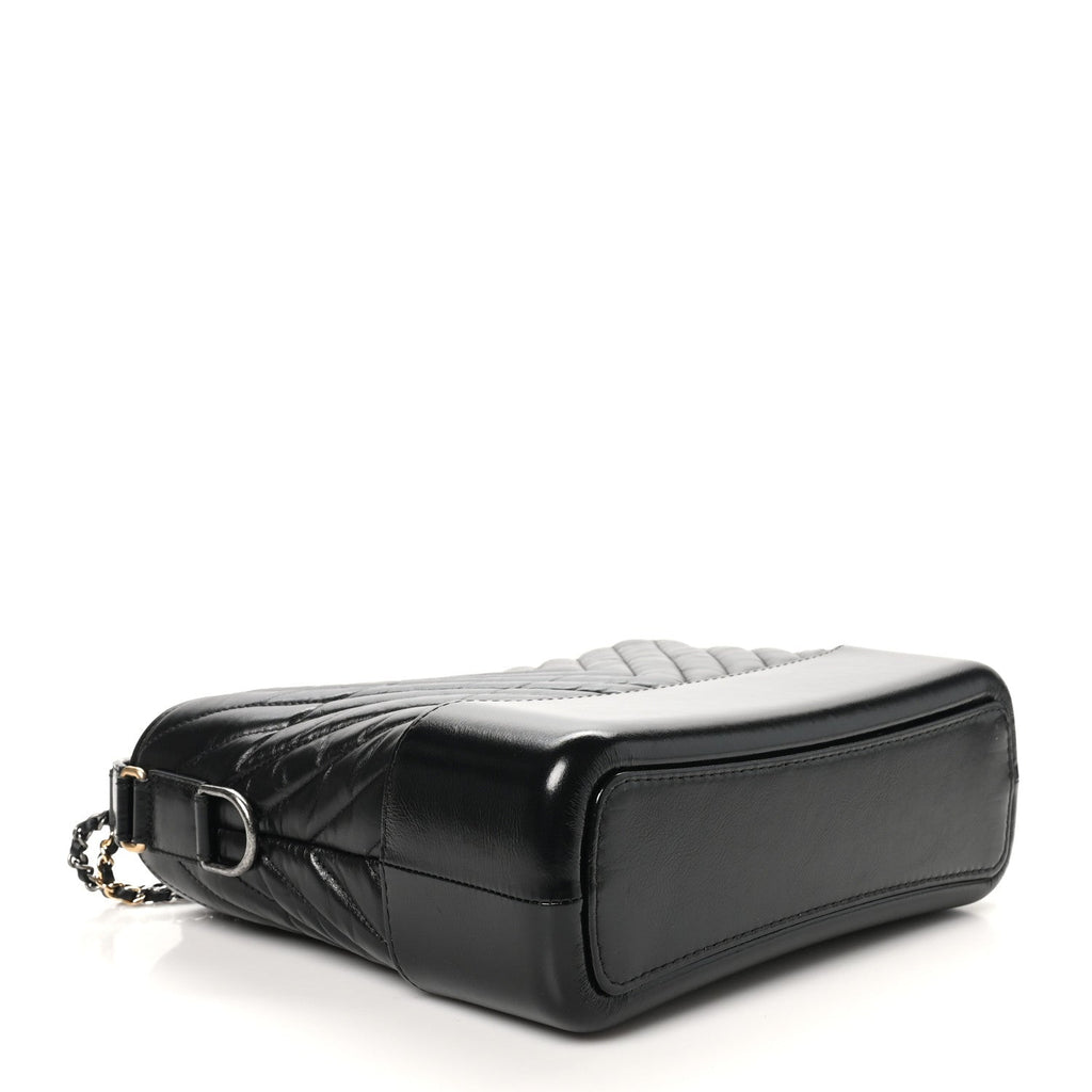 Aged Calfskin Chevron Quilted Medium Gabrielle Hobo Black