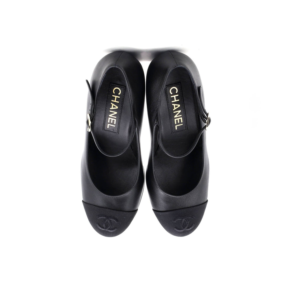 Women's CC Cap Toe Mary Jane Pumps Leather with Grosgrain