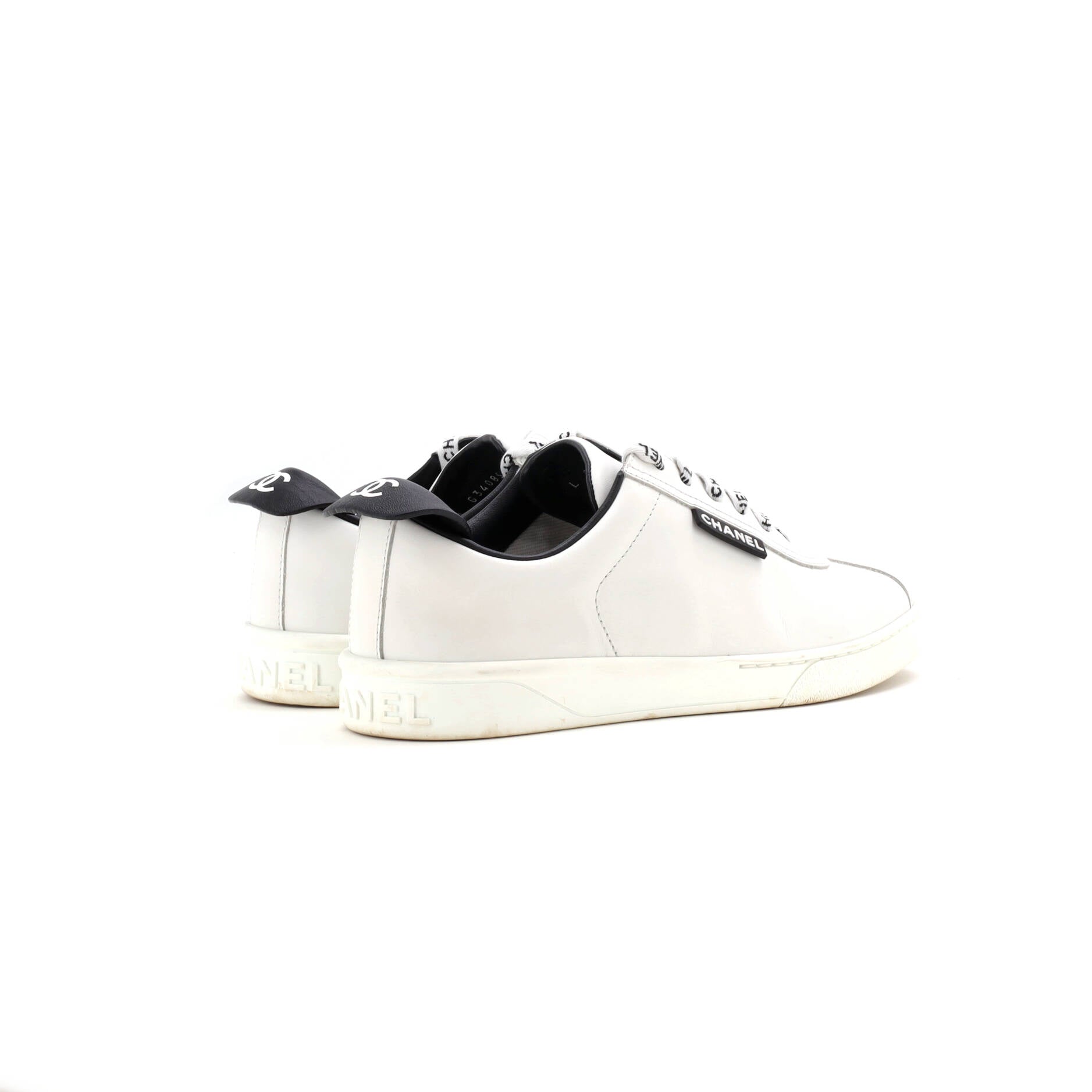 Women's CC Low-Top Flat Runner Sneakers Leather