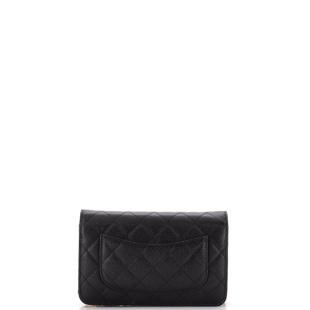 Wallet on Chain Quilted Caviar