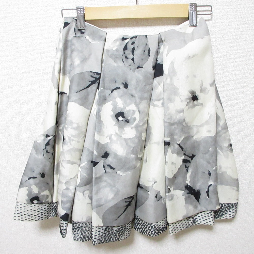 Christian Dior Monotone Flower Print Silk Pleated Skirt