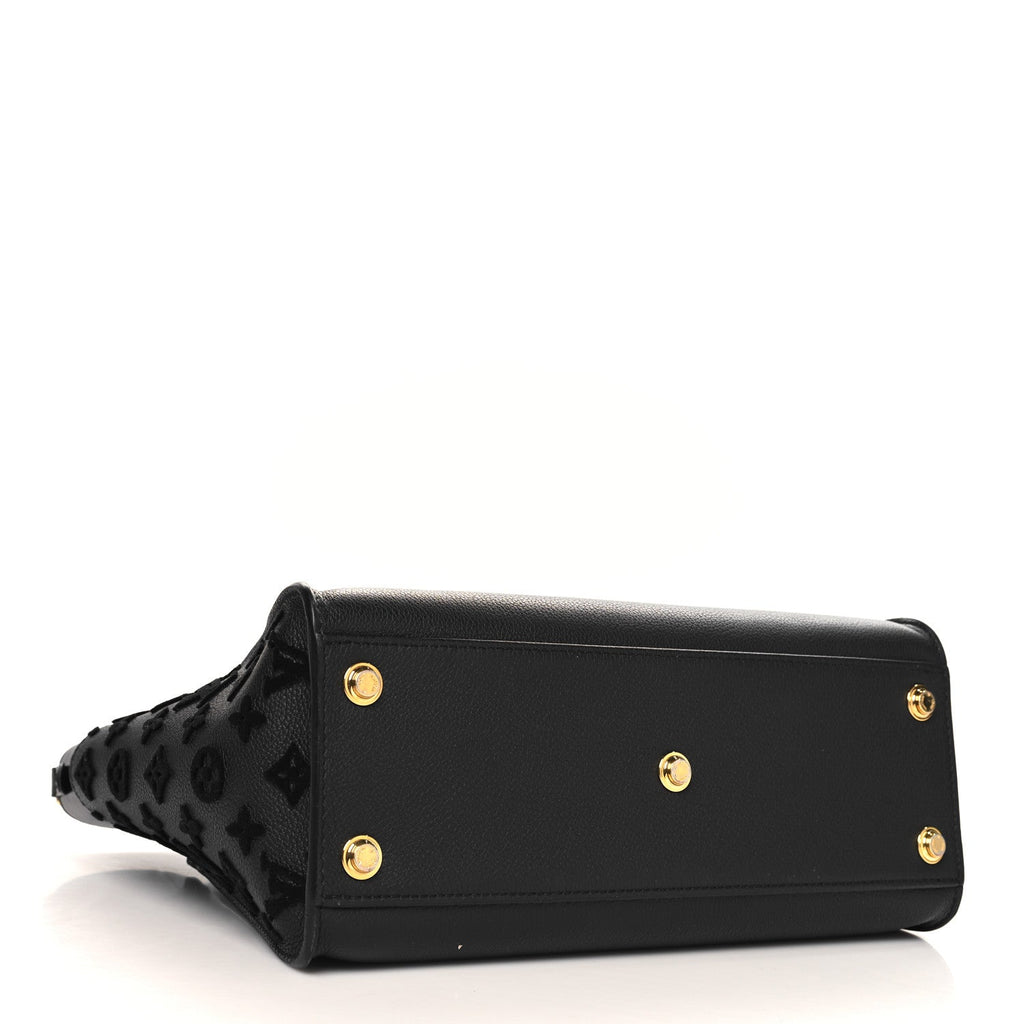Calfskin Monogram Tufting On My Side Black