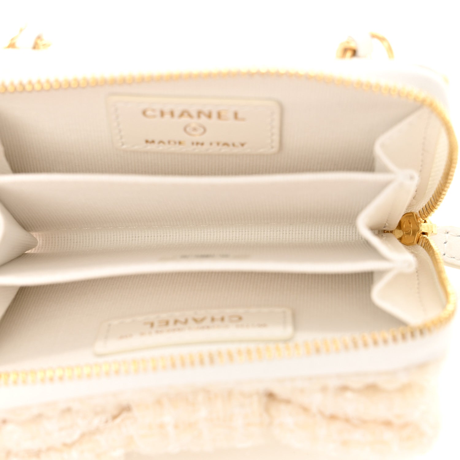 Tweed Quilted Bow Flap  Holder On Chain White