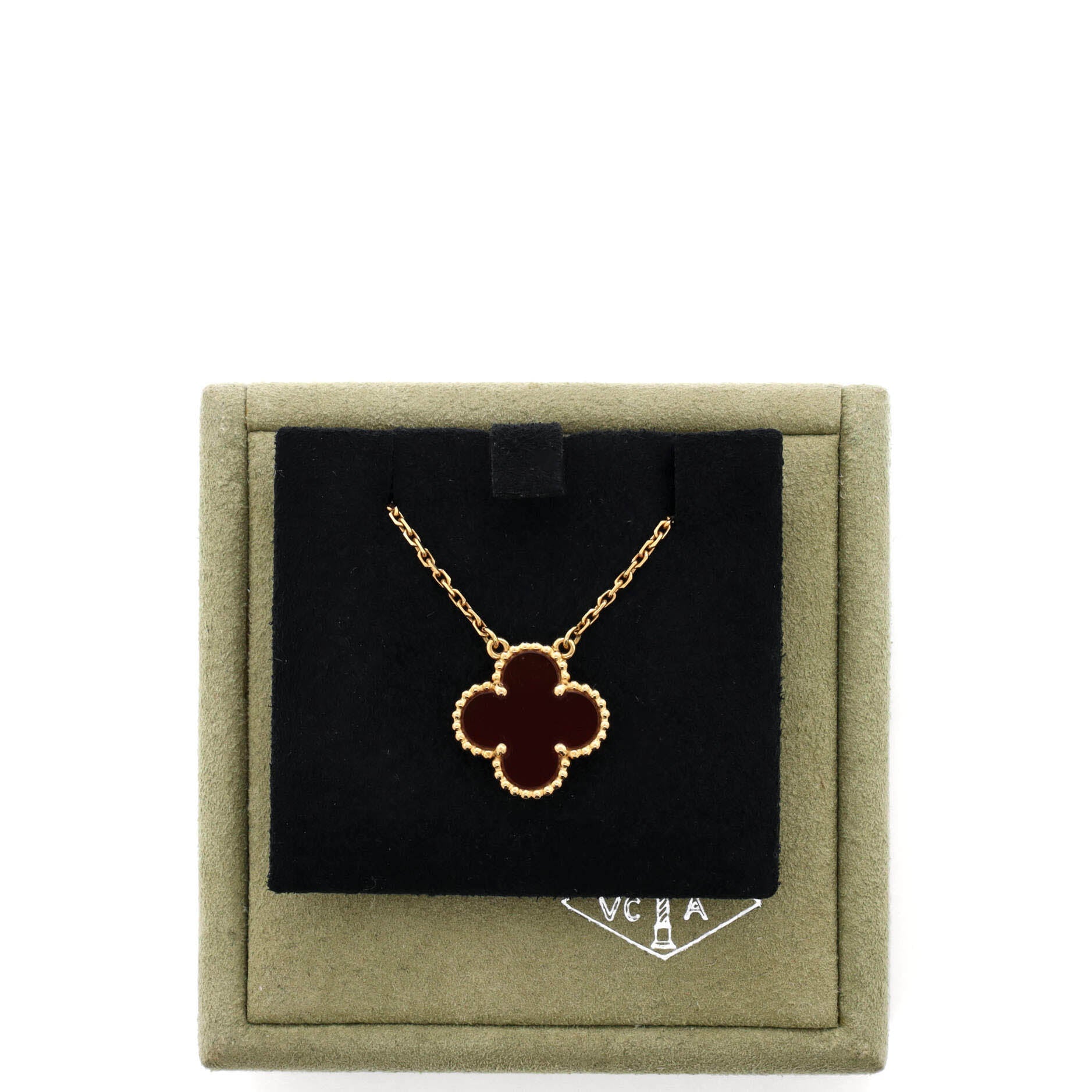 Vintage Alhambra Pendant Necklace 18K Yellow Gold and Carnelian