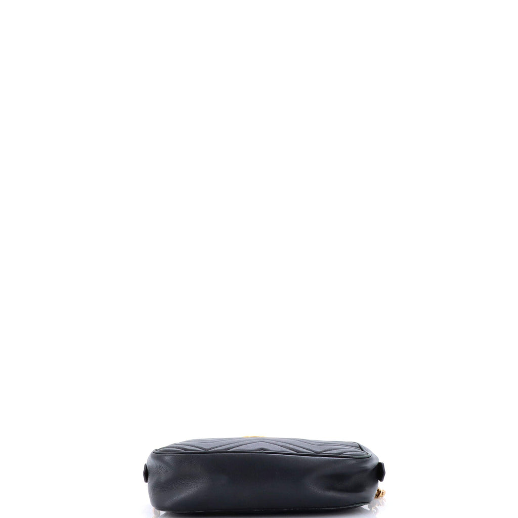 GG Marmont Shoulder Bag Matelasse Leather Small