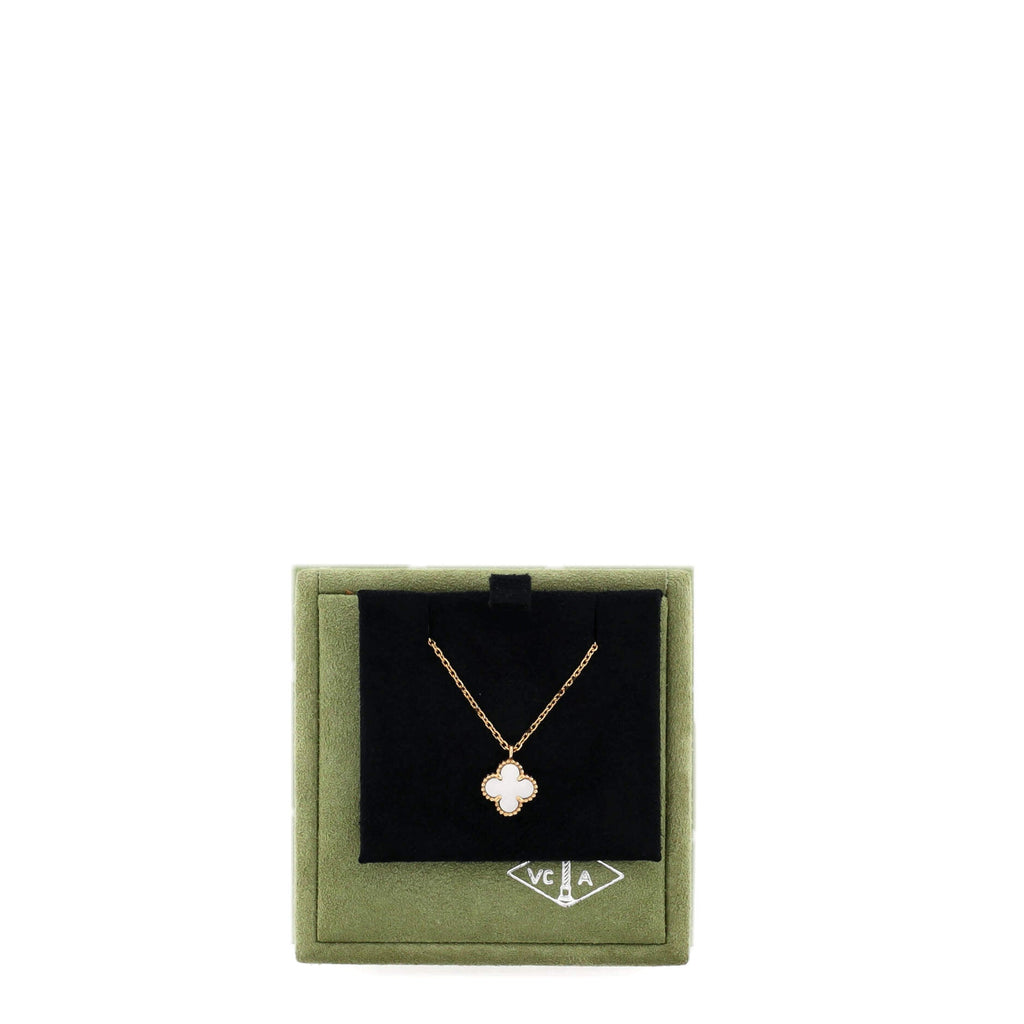 Sweet Alhambra Pendant Necklace 18K Yellow Gold and Mother of Pearl