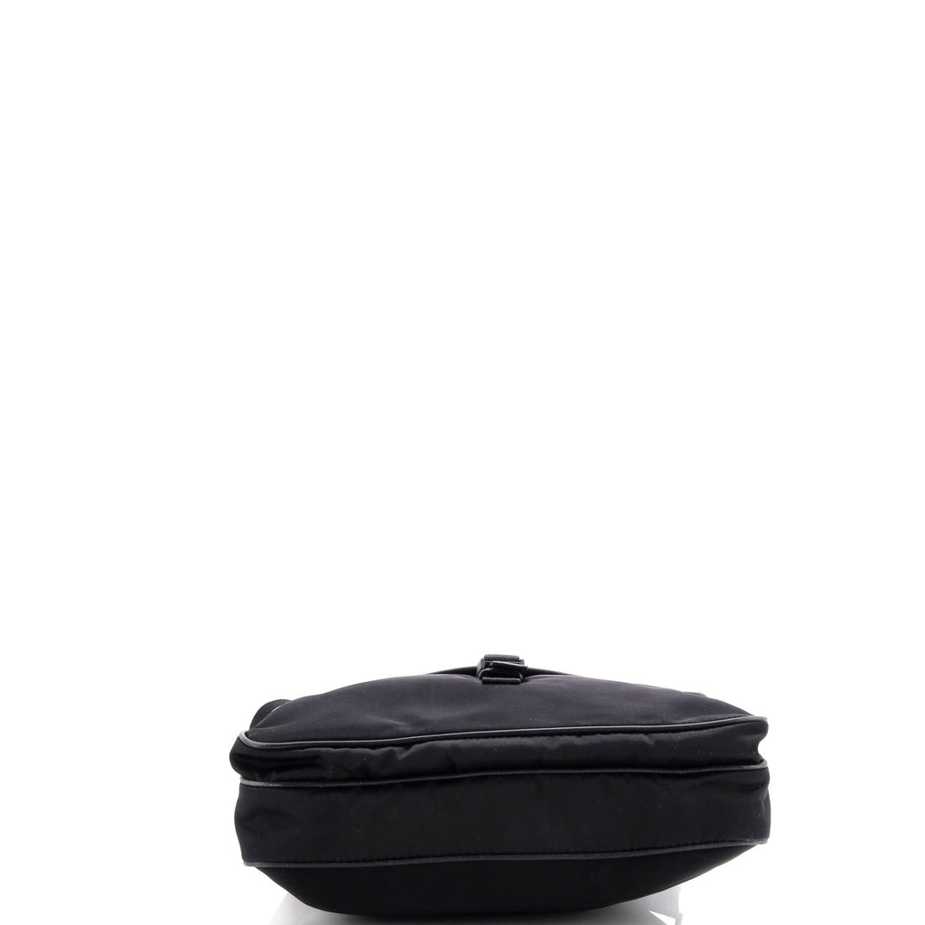 Front Pocket Messenger Bag Tessuto Medium