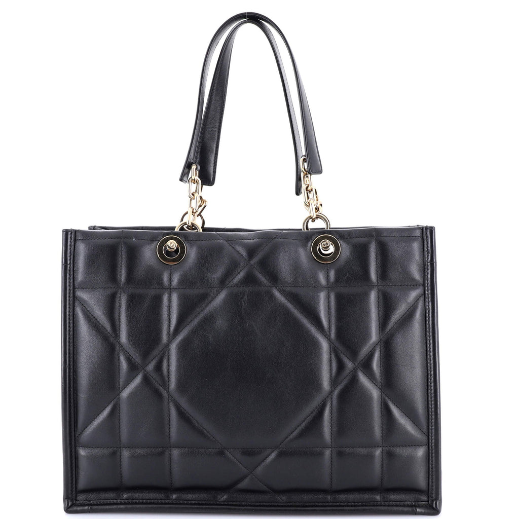Essential Tote Archicannage Quilt Calfskin Medium