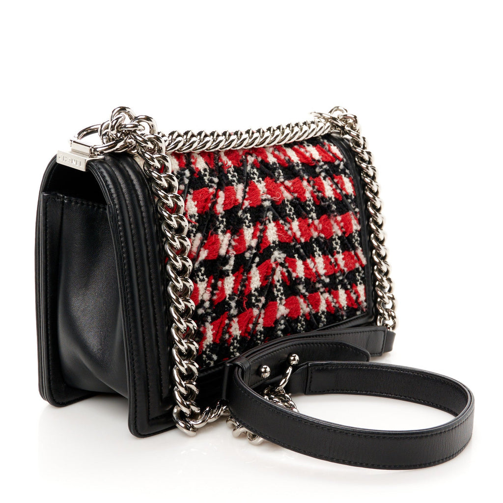 Lambskin Tweed Woven Medium Chevron Boy Flap Red White Black