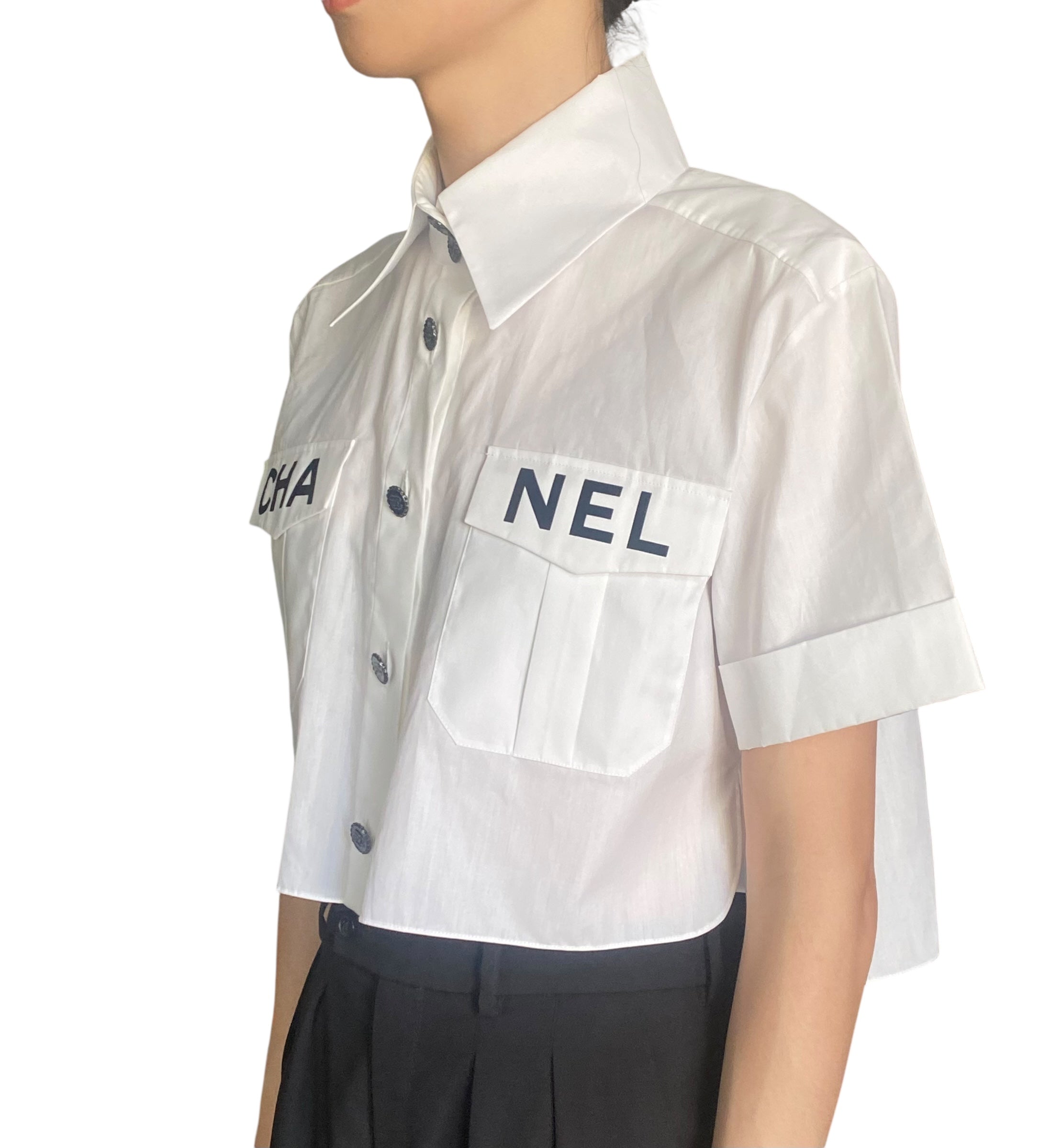 Chanel White 2019 Logo Cropped Shirt - FR 38 / US 6