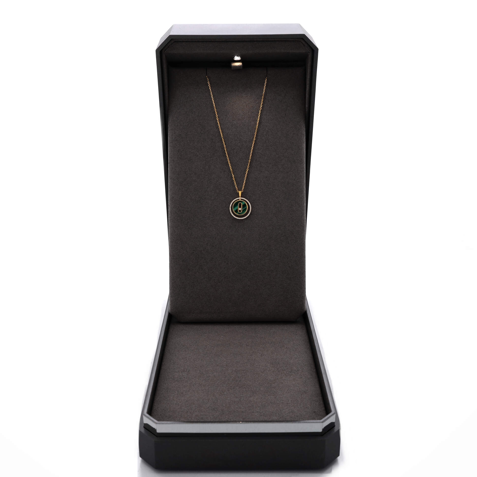 Lucky Move Pendant Necklace 18K Yellow Gold with Diamonds and Malachite SM