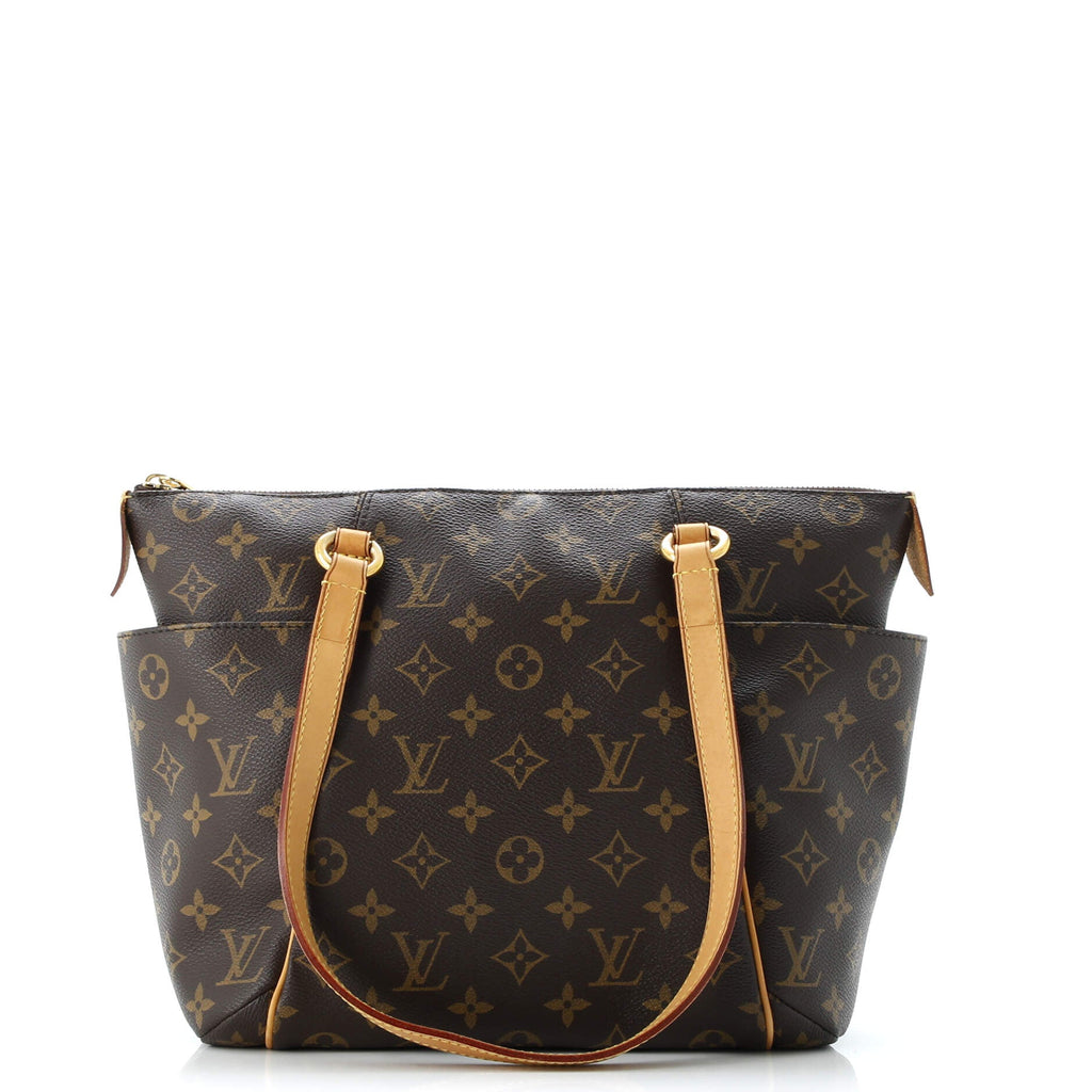 Totally Handbag Monogram Canvas PM