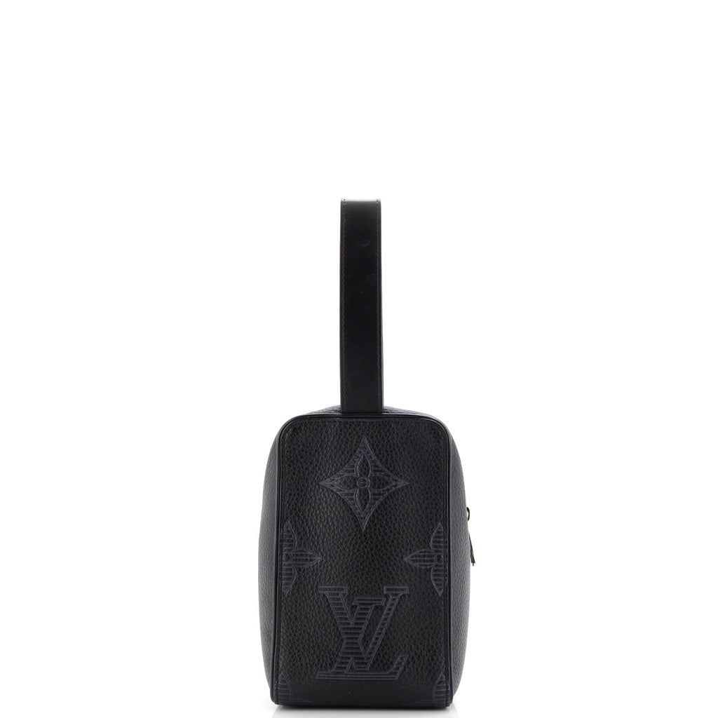 Wash Pouch Monogram Shadow Giant Taurillon Leather