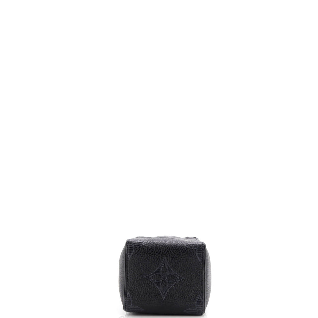 Wash Pouch Monogram Shadow Giant Taurillon Leather