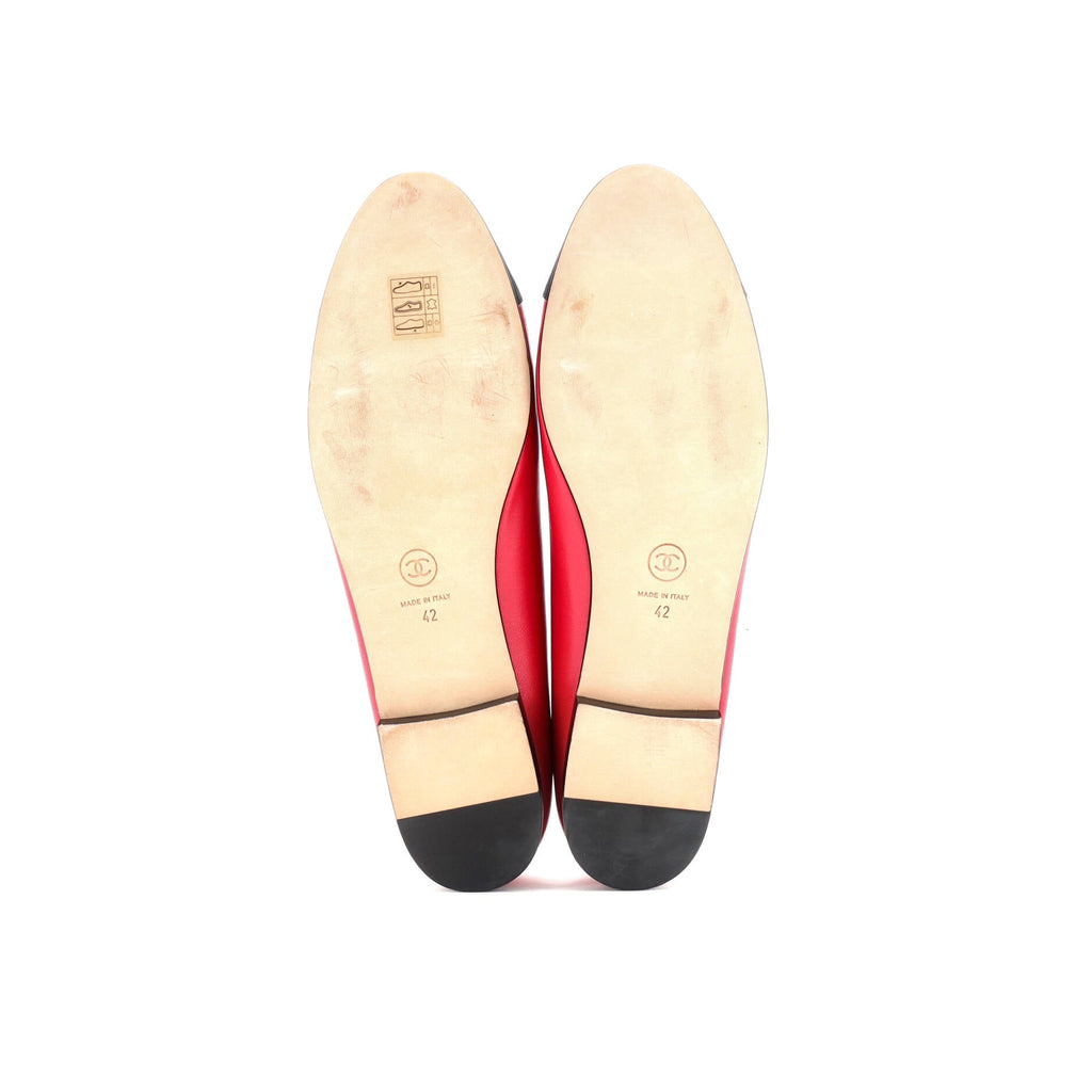 Women's CC Cap Toe Bow Ballerina Flats Leather with Grosgrain and Faux Pearls