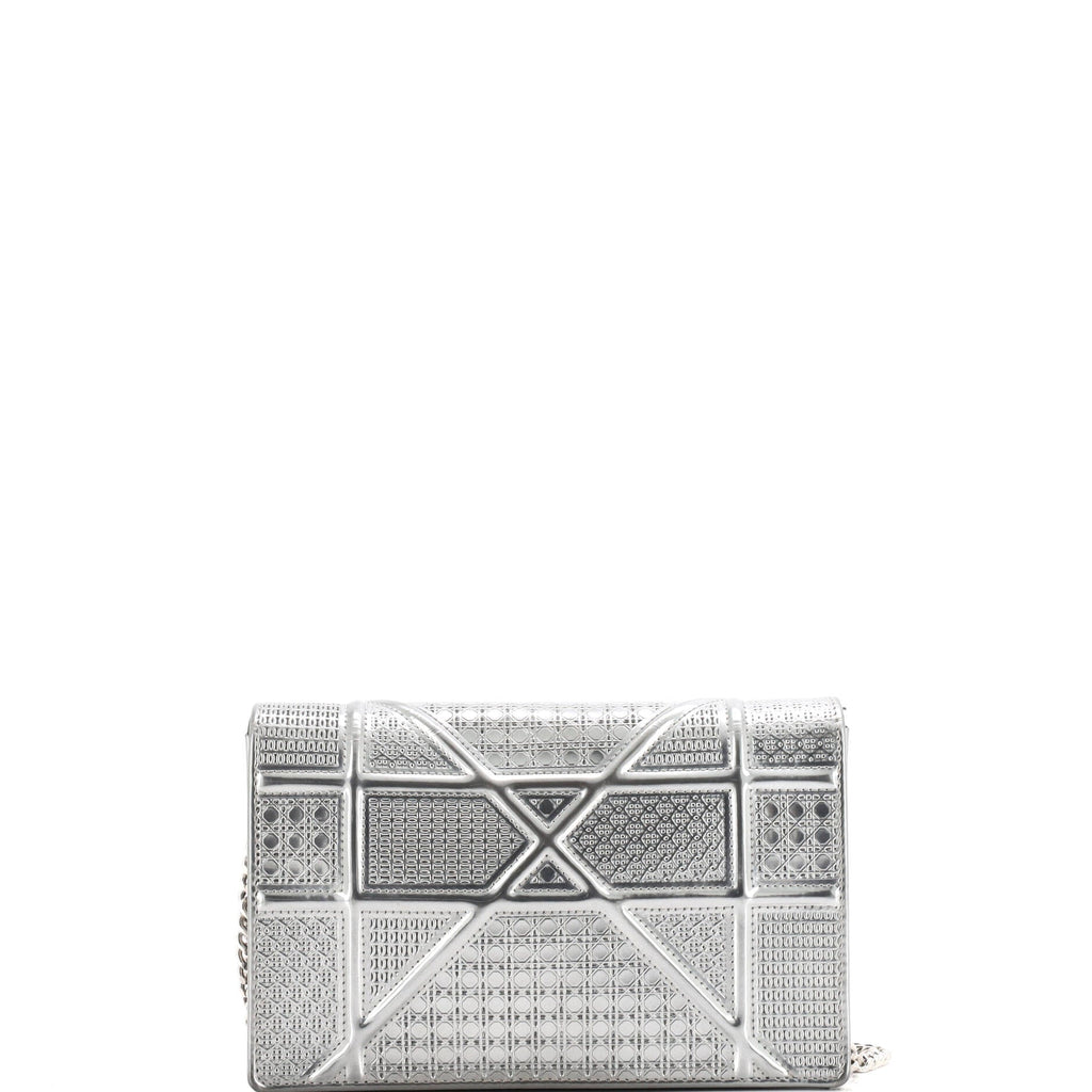 Diorama Wallet on Chain Cannage Embossed Calfskin