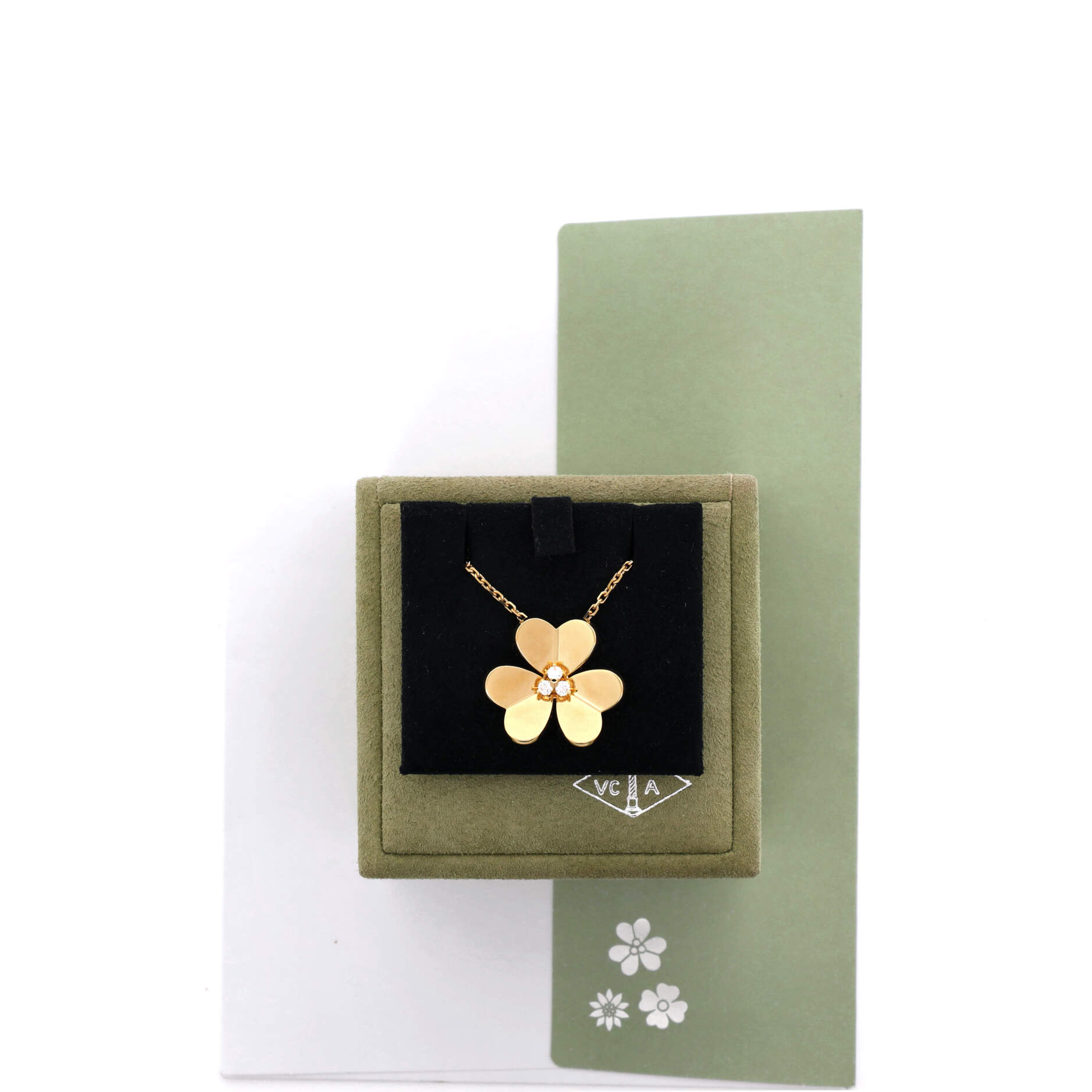 Frivole Pendant Necklace 18K Yellow Gold with Diamonds Large