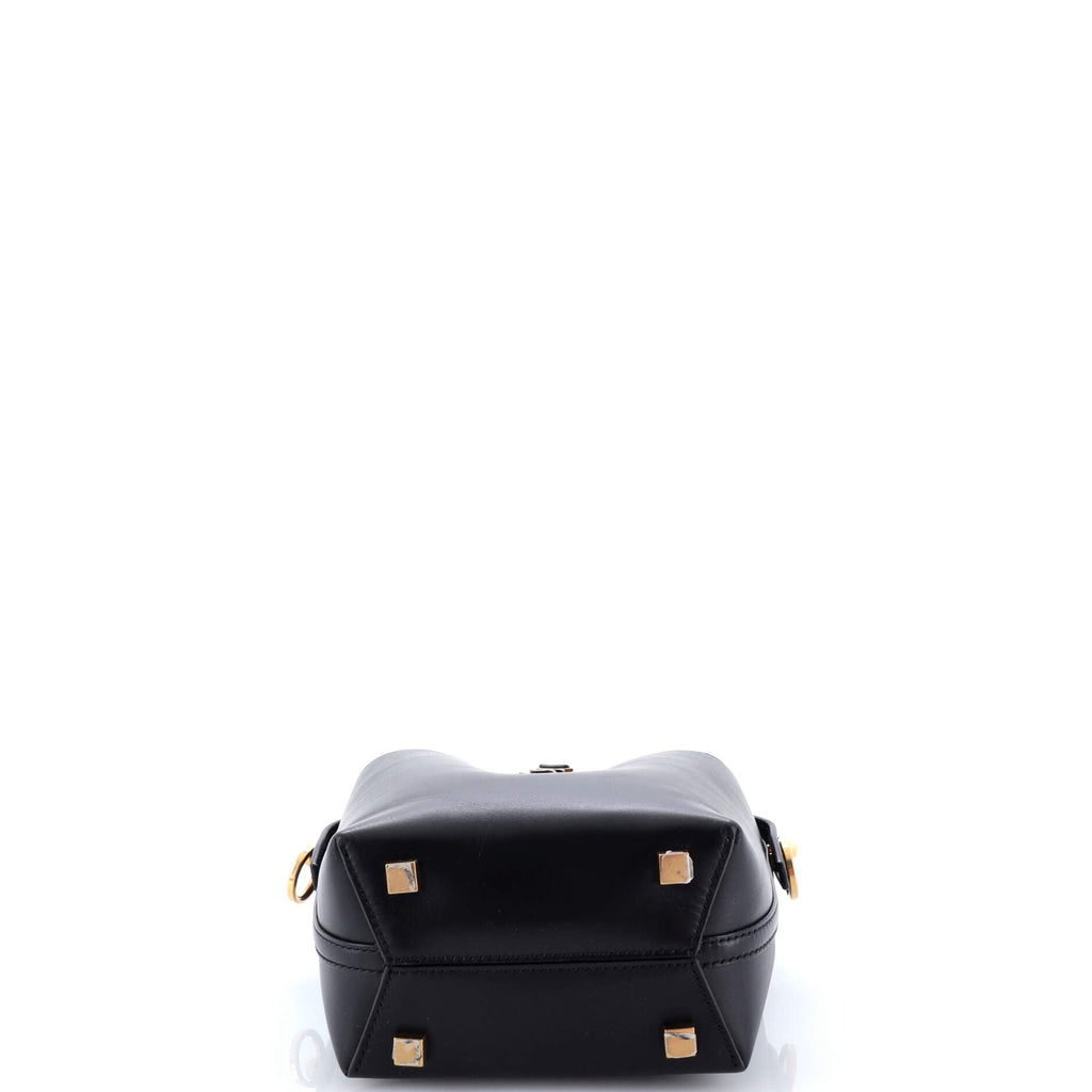 Le 37 Bucket Bag Leather Mini