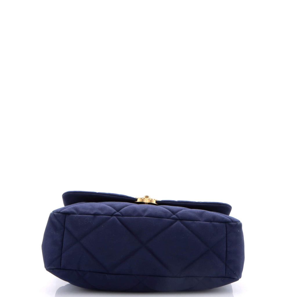 19 Flap Bag Quilted Canvas Maxi
