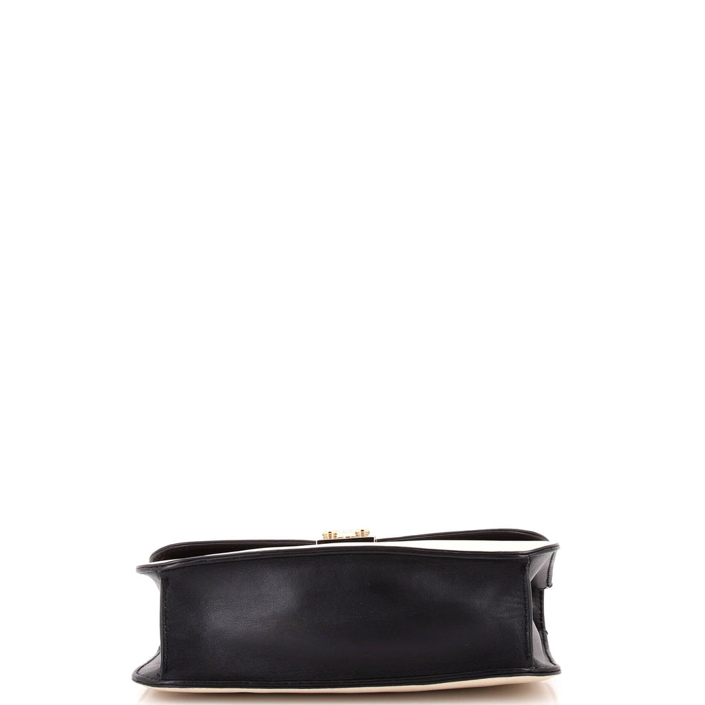Glam Lock Shoulder Bag Leather Medium