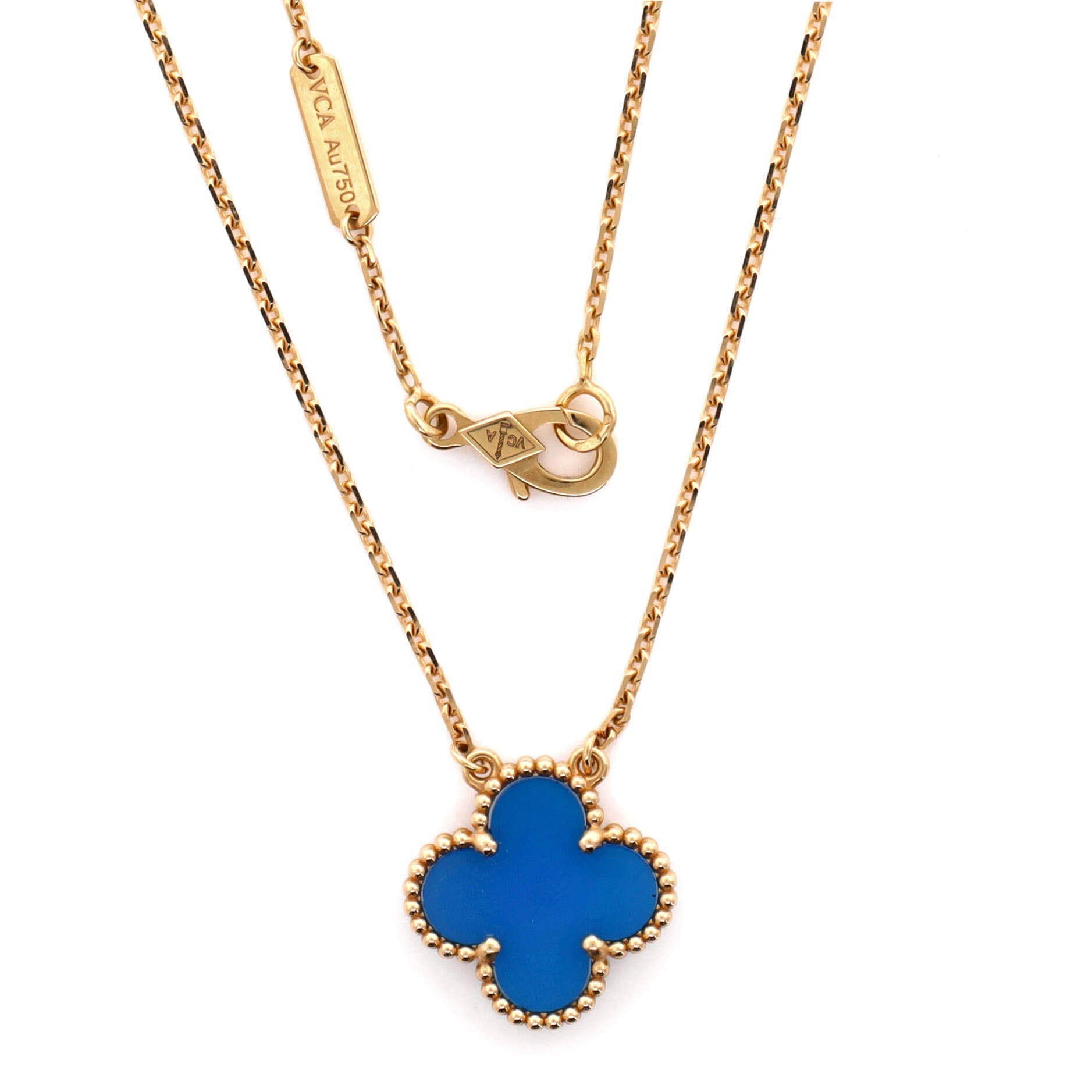 Vintage Alhambra Pendant Necklace 18K Yellow Gold and Agate