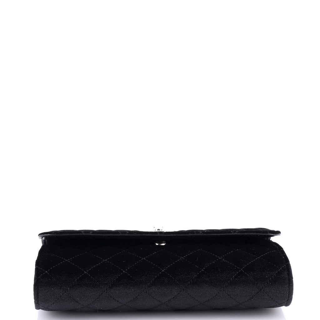 La Medusa Chain Clutch Quilted Velvet