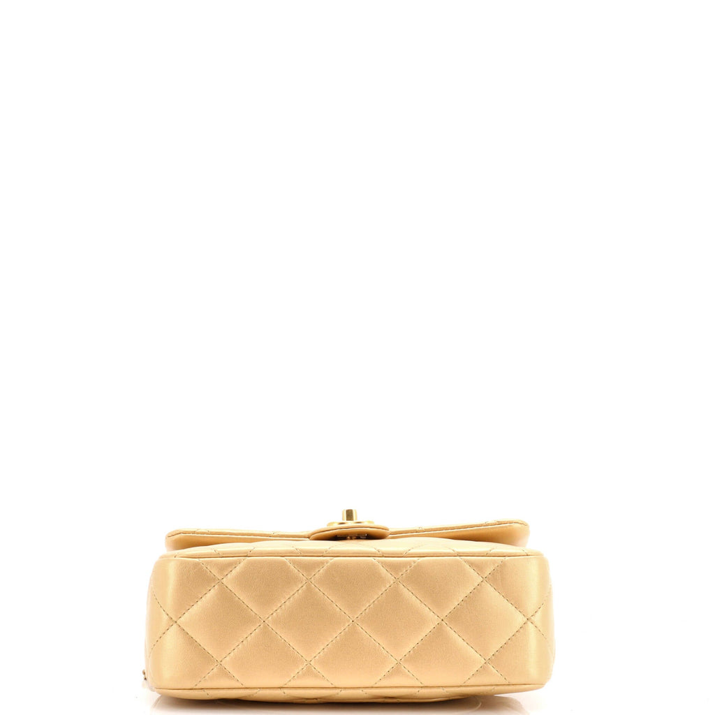 Sweet Heart Chain Flap Bag Quilted Lambskin Medium