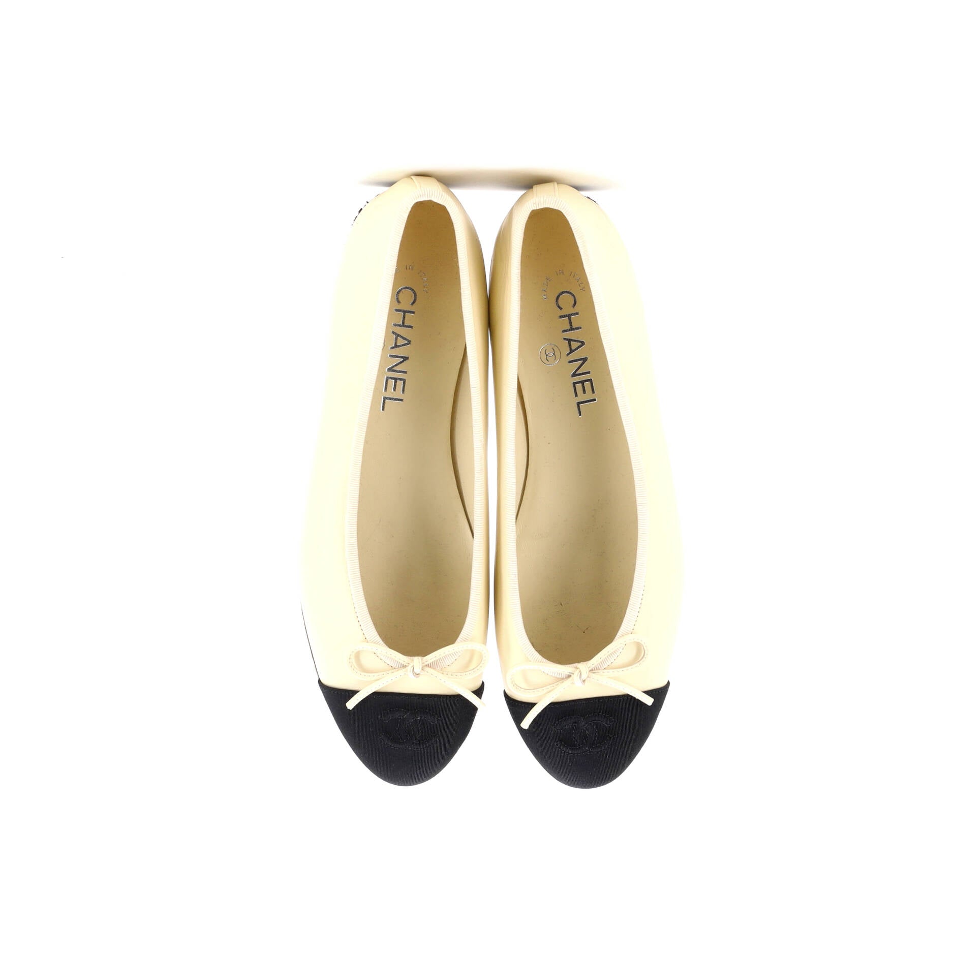 Women's CC Cap Toe Bow Ballerina Flats Leather