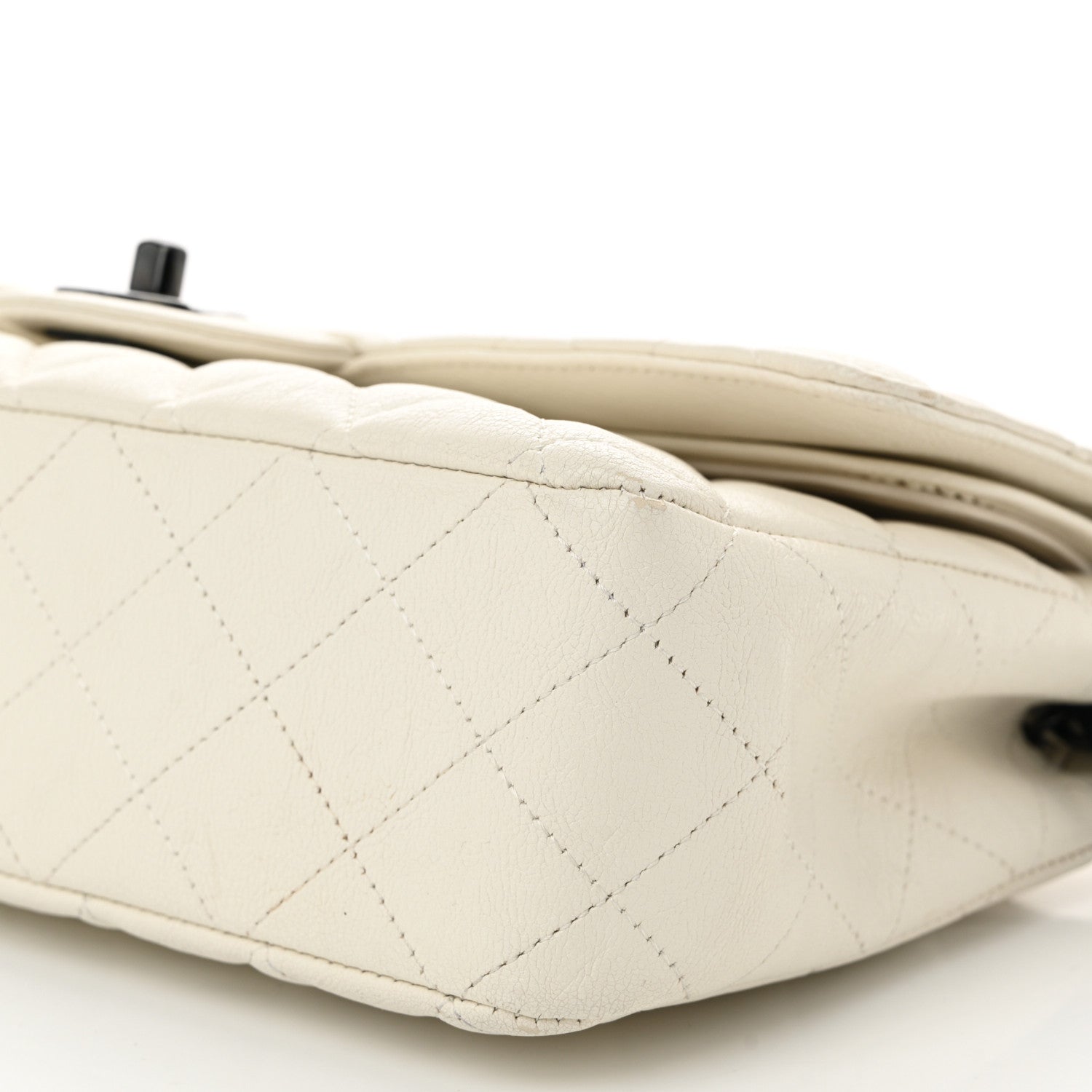 Crumpled Calfskin Quilted Medium Double Flap White