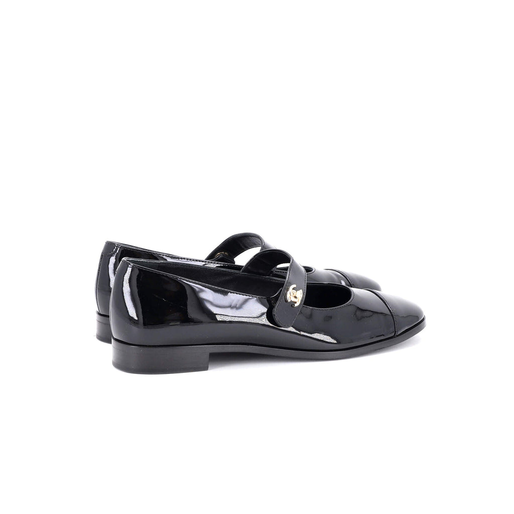 Women's CC Turnlock Mary Jane Flats Patent