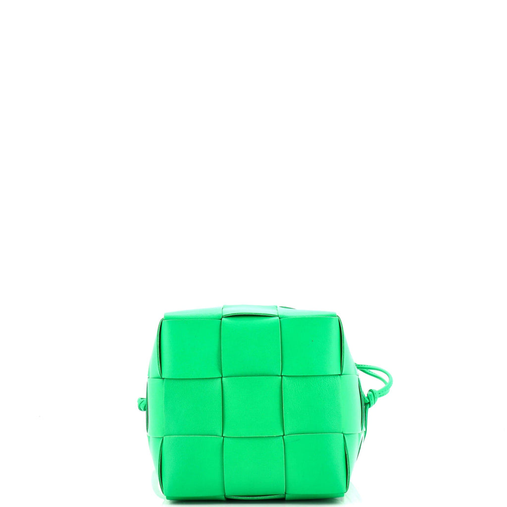Cassette Bucket Bag Maxi Intrecciato Leather Small