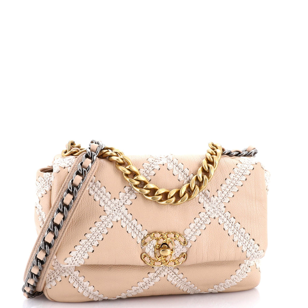 19 Flap Bag Crochet Quilted Calfskin Medium