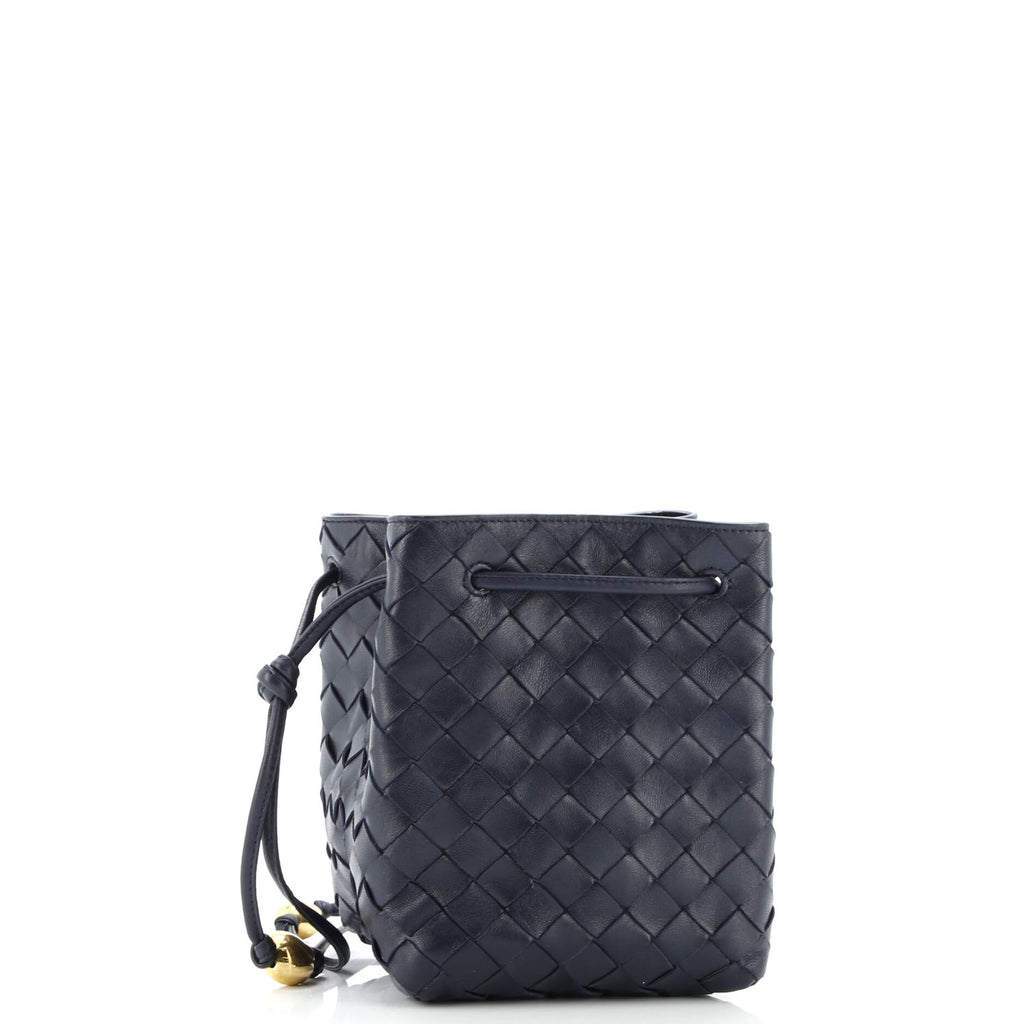 Cassette Bucket Bag Intrecciato Nappa Mini