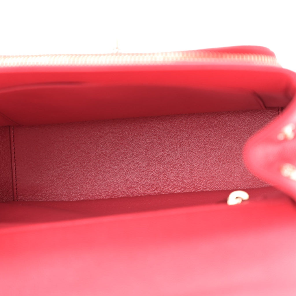 Caviar Quilted Medium Business Affinity Flap Red