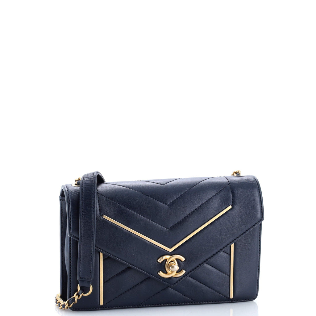 Reversed Flap Bag Chevron Lambskin Small