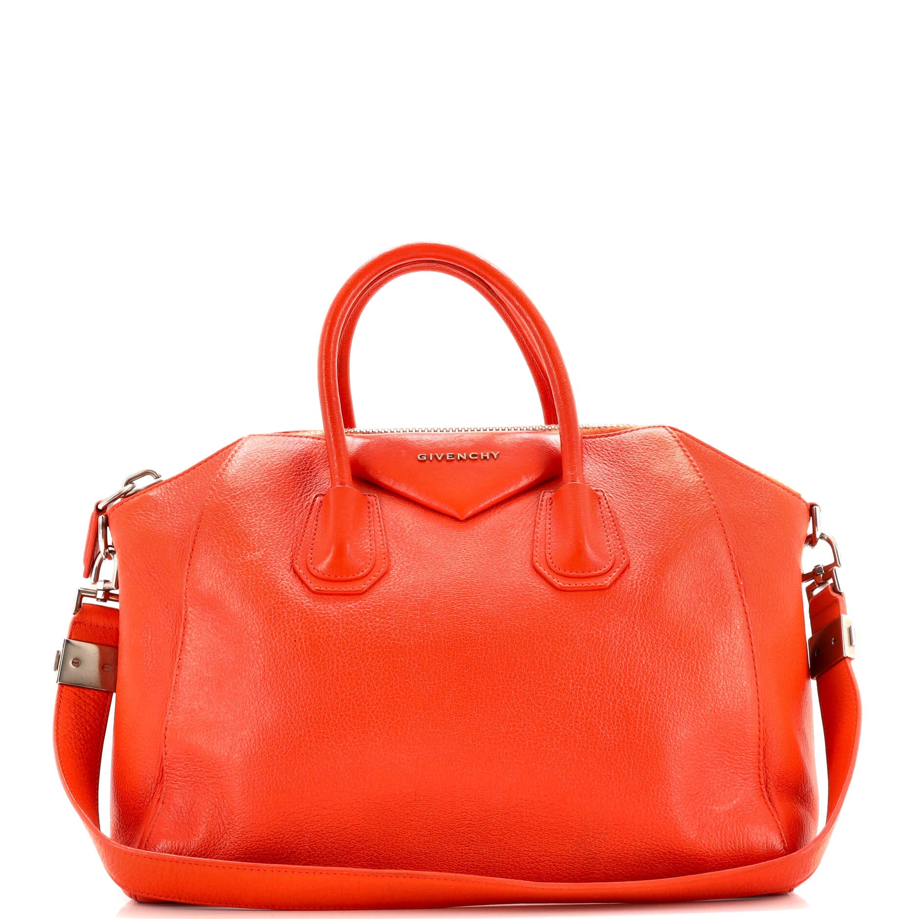 Antigona Bag Leather Medium