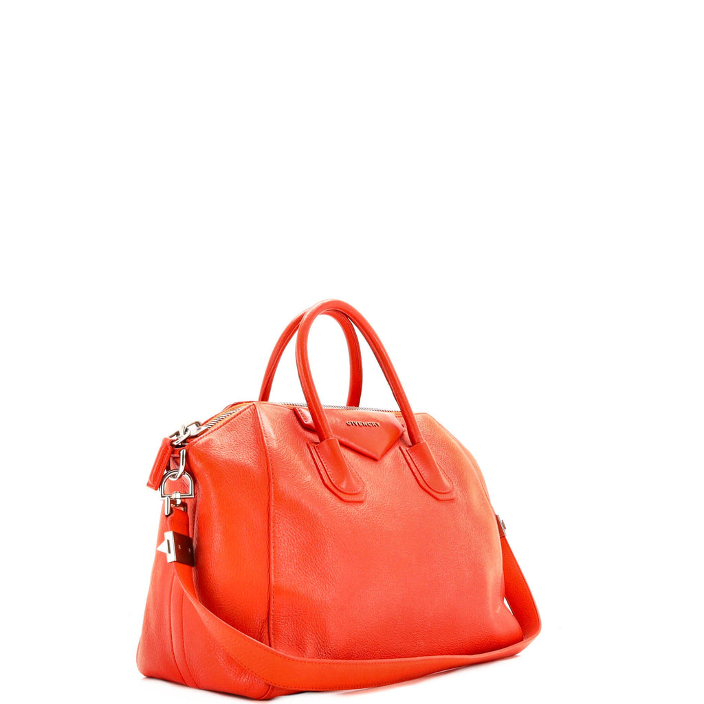 Antigona Bag Leather Medium