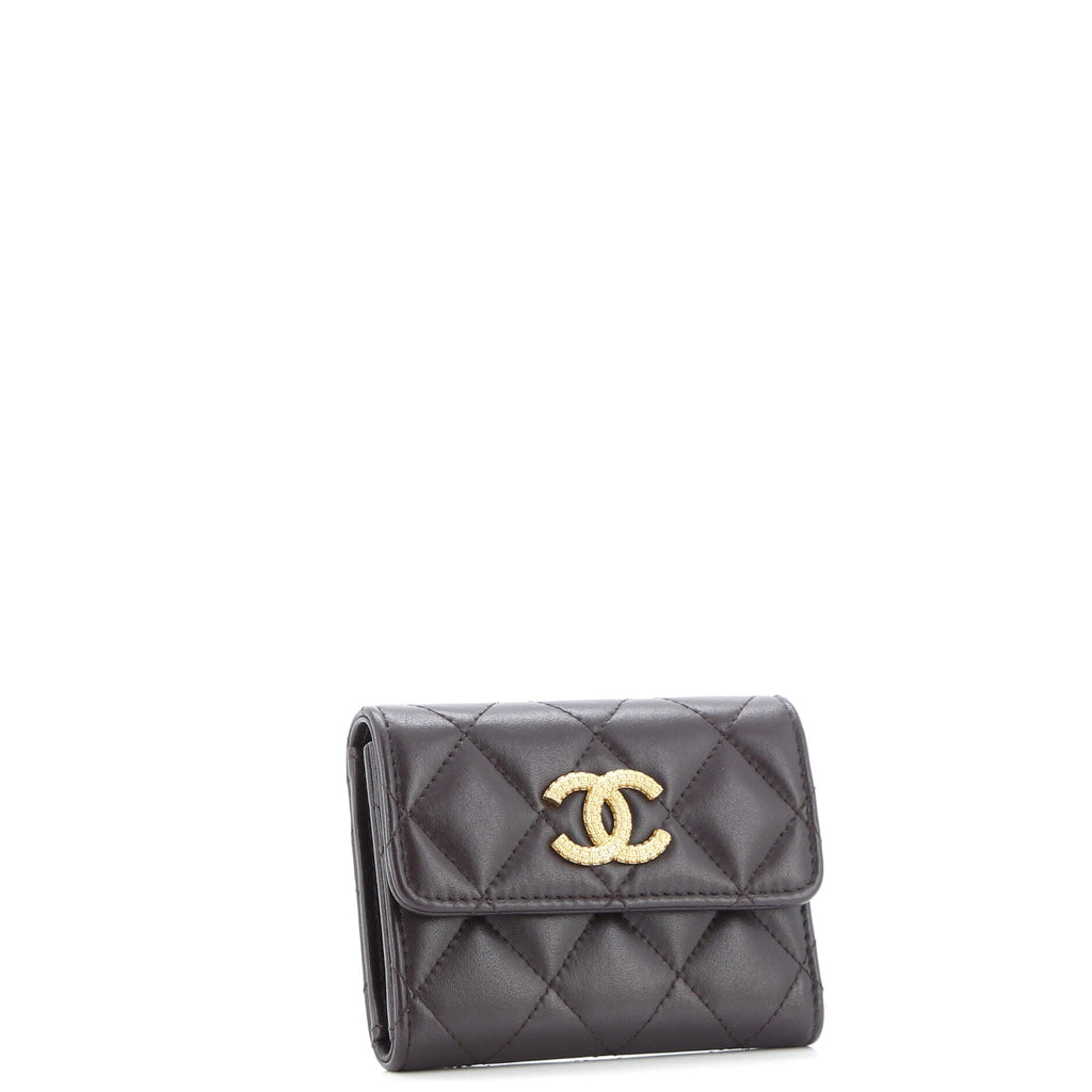 Textured CC Flap Wallet Quilted Lambskin Small