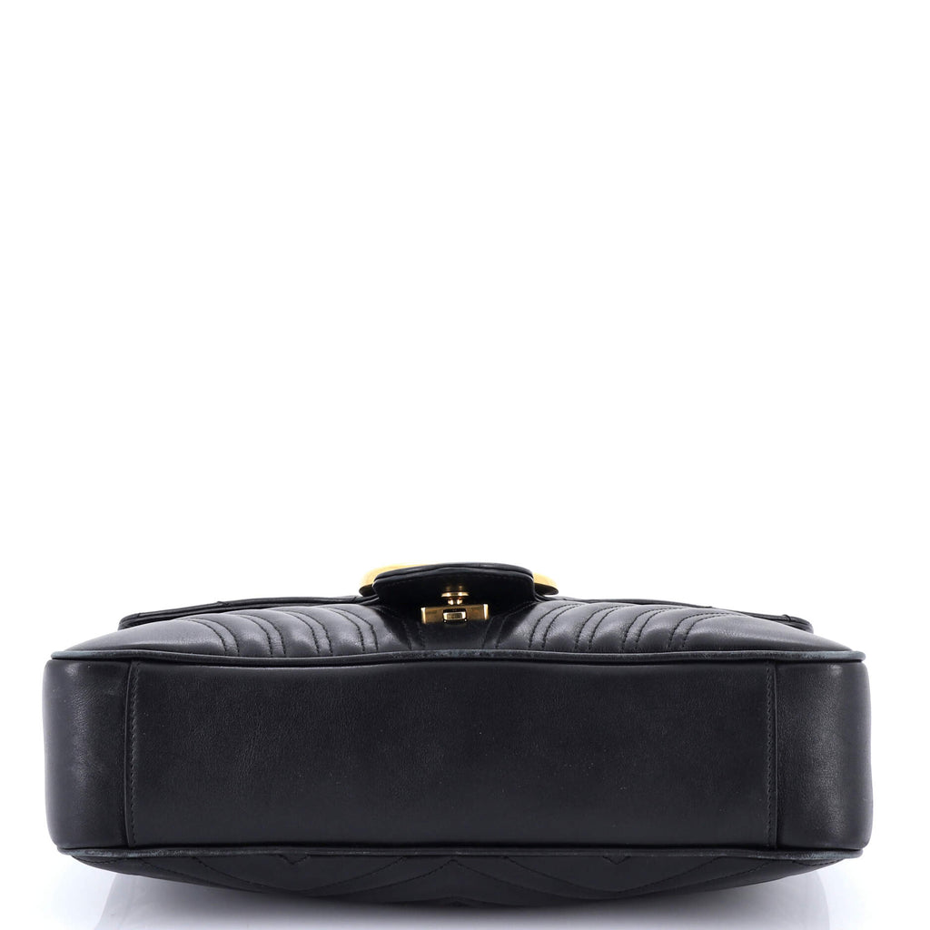 GG Marmont Flap Bag Matelasse Leather Medium