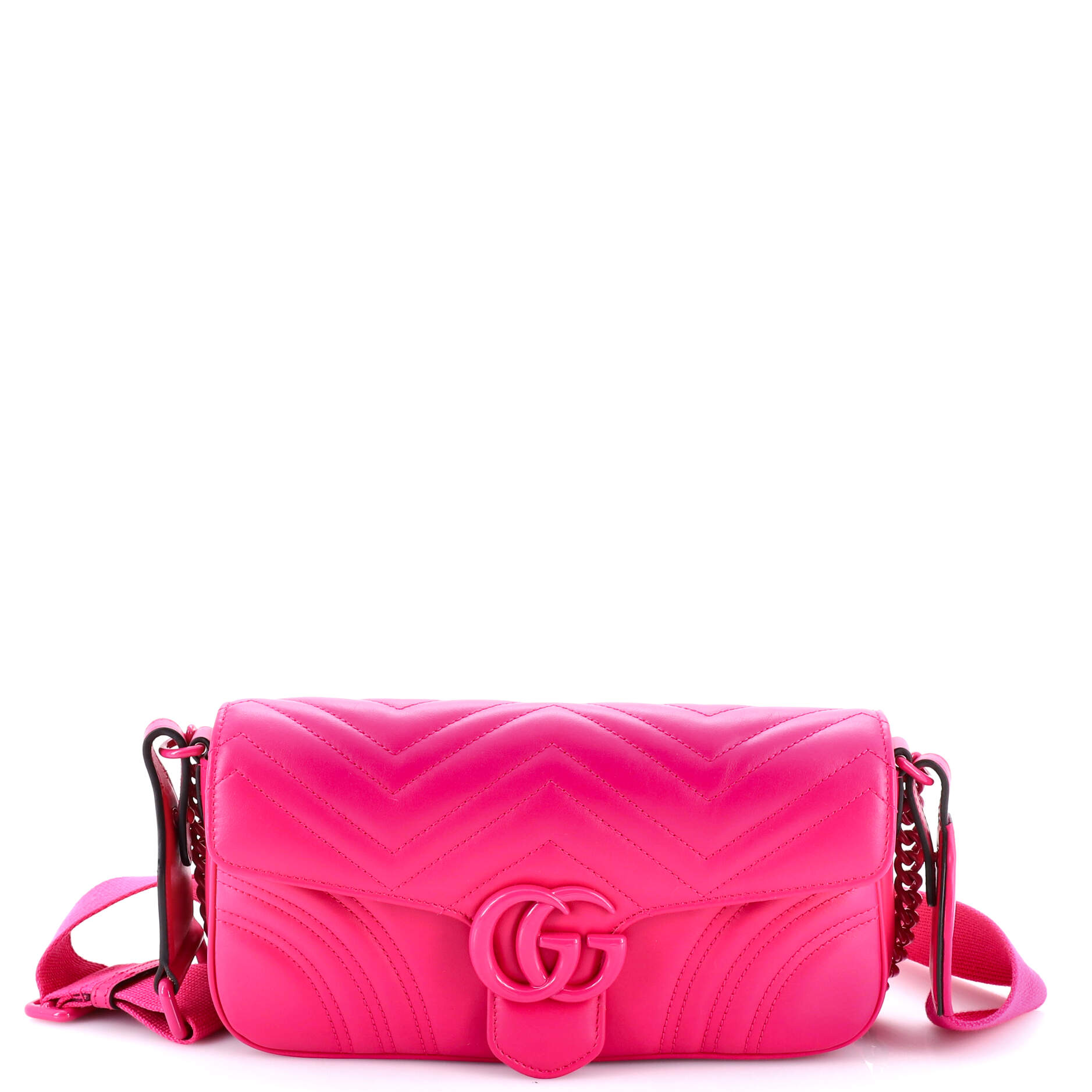 GG Marmont Monochrome Flap Bag Matelasse Leather Medium