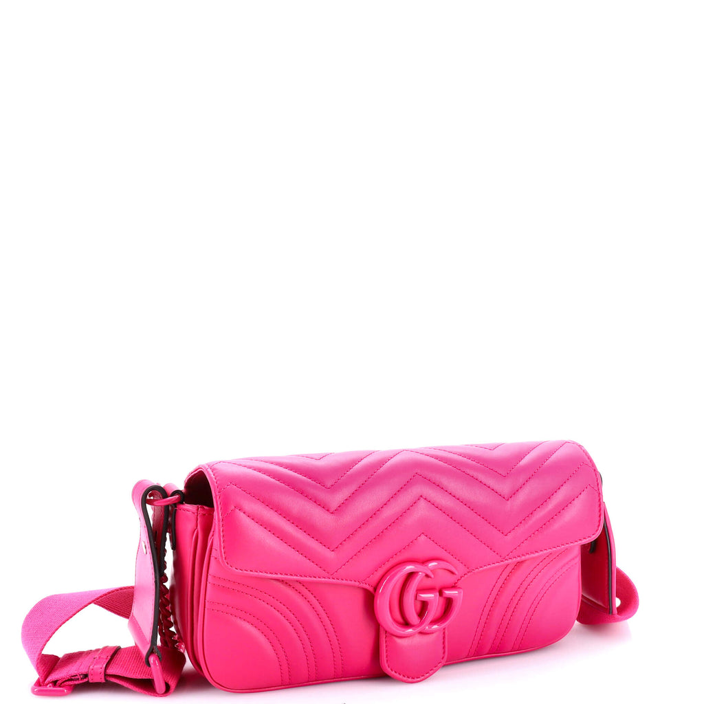 GG Marmont Monochrome Flap Bag Matelasse Leather Medium