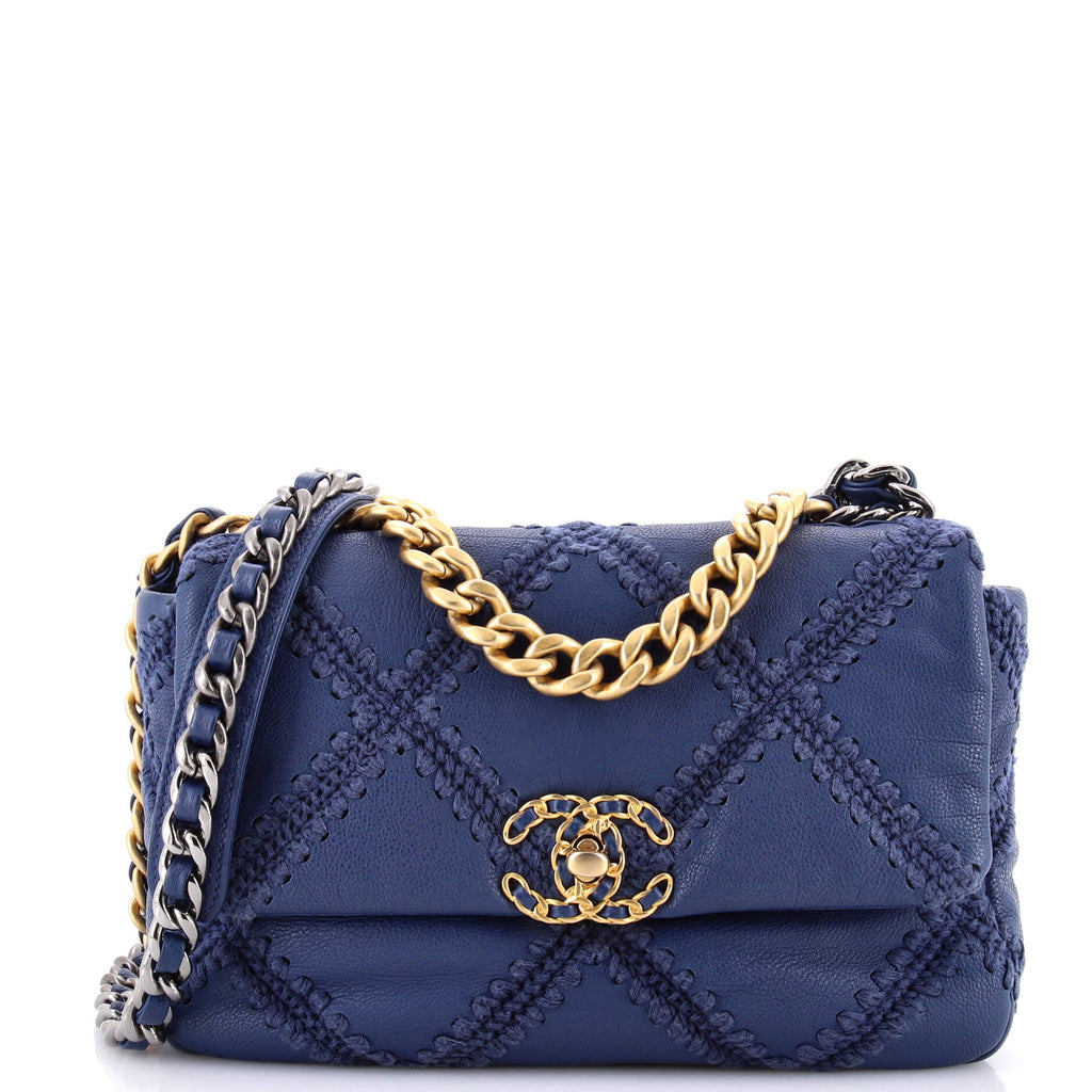 19 Flap Bag Crochet Quilted Calfskin Medium
