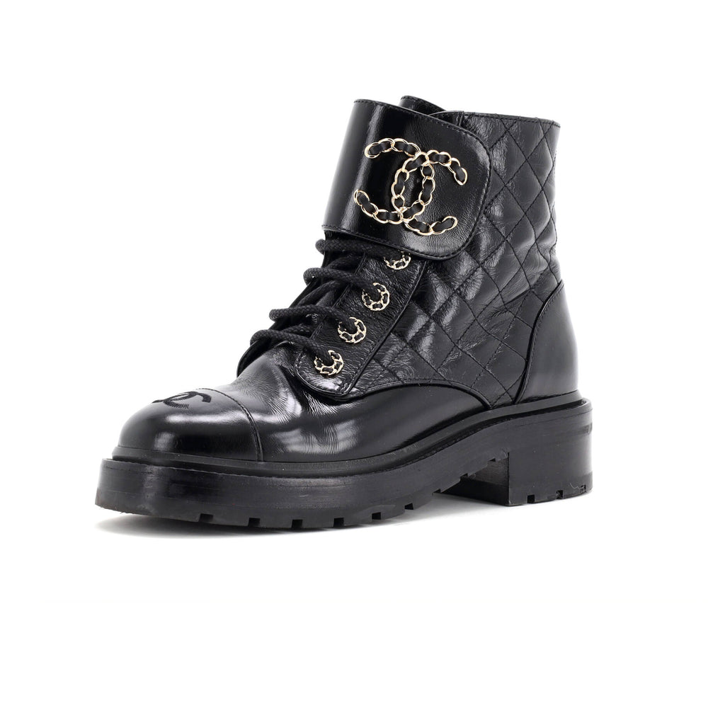 Women's Chain CC Cap Toe Lace Up Combat Boots Quilted Shiny Calfskin