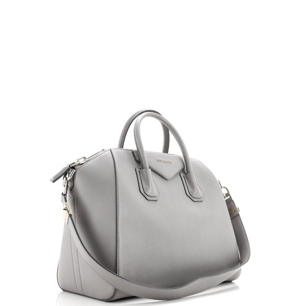 Antigona Bag Leather Medium