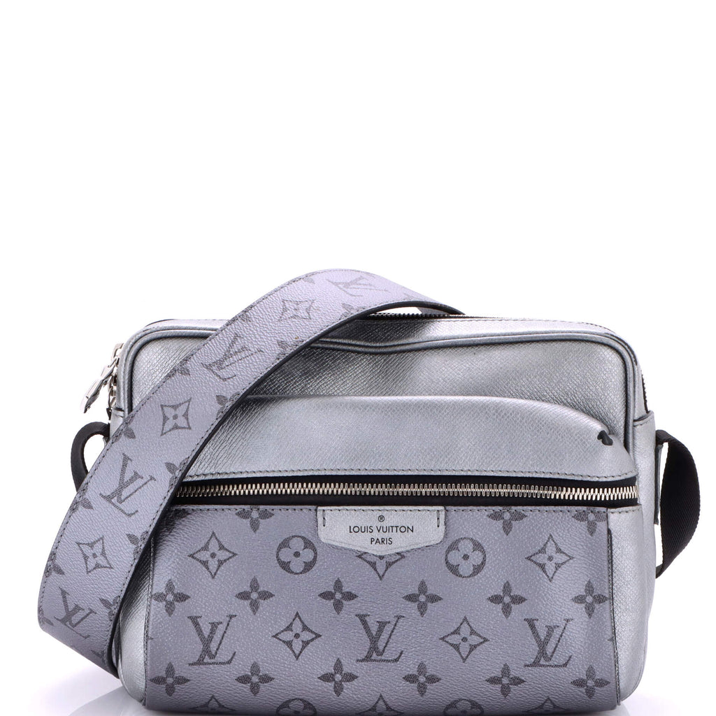 Outdoor Messenger Bag Monogram Taigarama