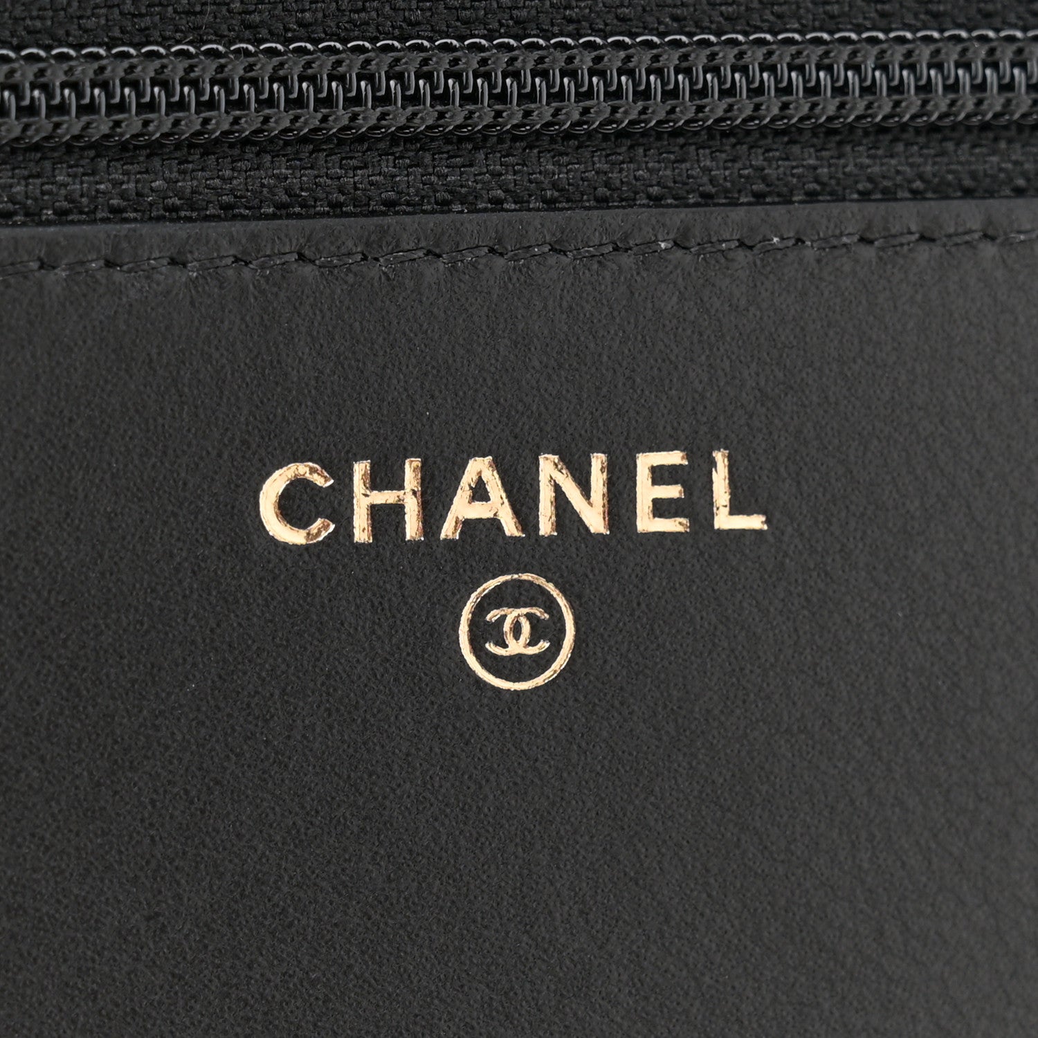 Velvet Pearl Diamond Embellished Wallet On Chain WOC Black